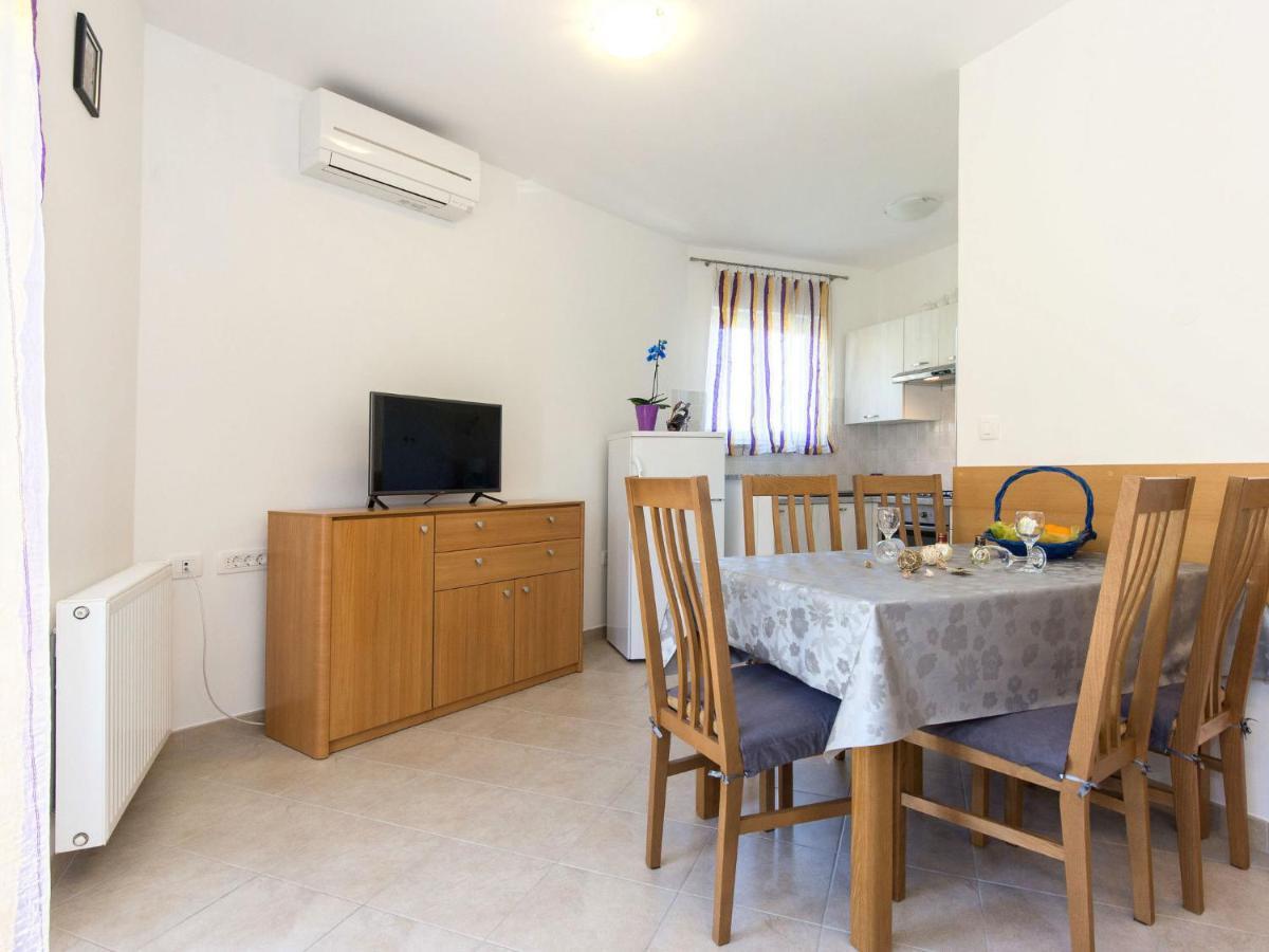 Apartment Andrea - Mod140 By Interhome Martina Экстерьер фото